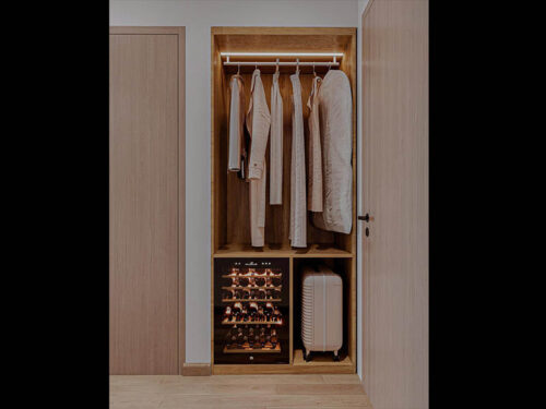 Alternative view of STANDARD ROOM